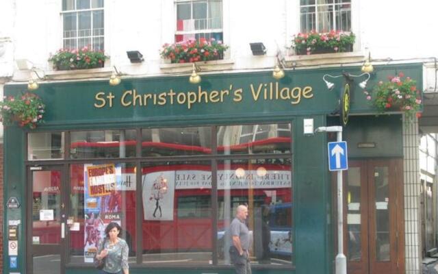 St Christopher's Village, London Bridge - Hostel вид на фасад