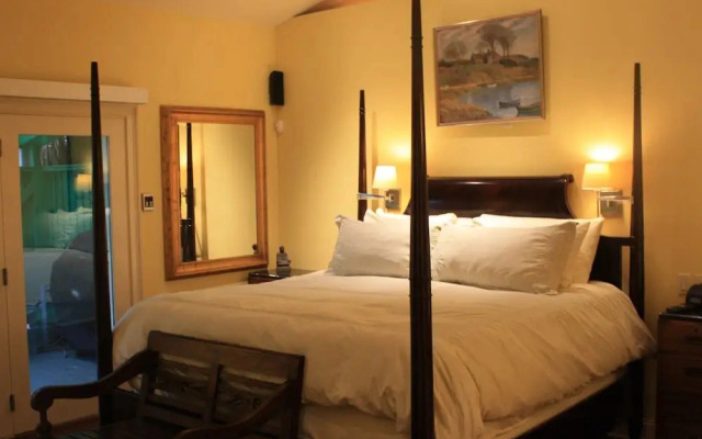 The Green House Inn