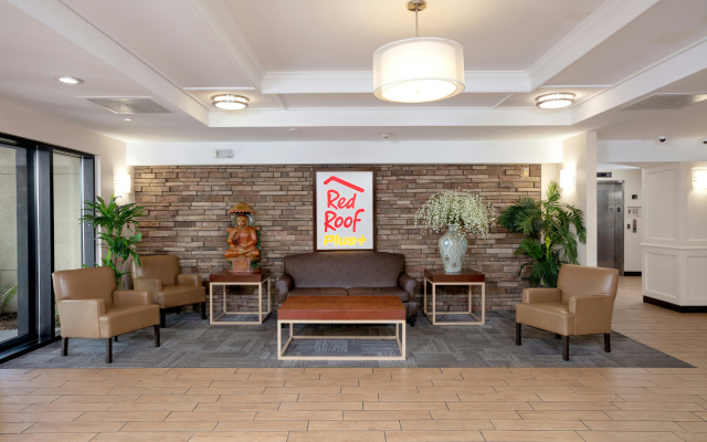 Red Roof Inn PLUS+ Miami Airport