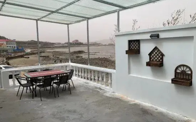 Qingdao Youjian Time Homestay