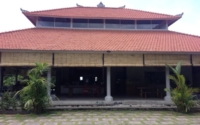 Taman Selini Wahana Beach