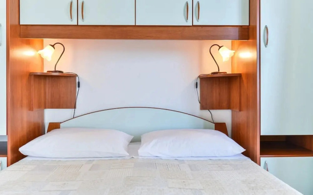 Beachfront Apartment Liveri 3
