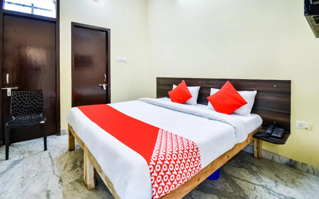 OYO 66209 Hotel Prayag