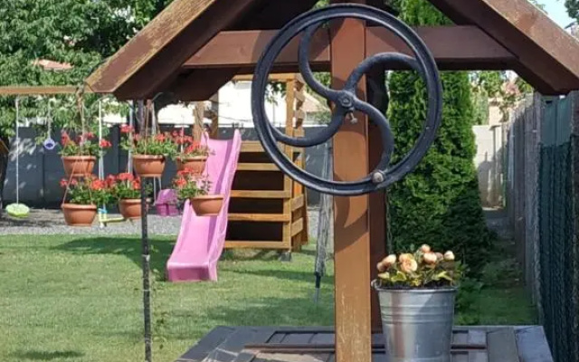 Aranyhal apartman