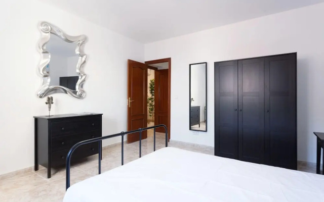 Design Apt. Historic District - Sol