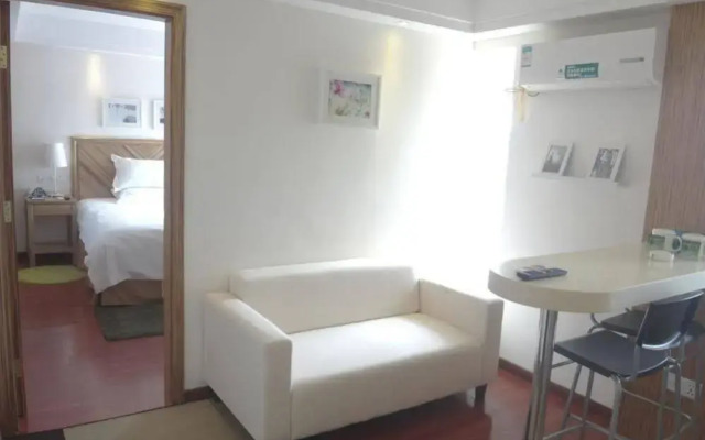 Green Tree Inn - Jiujiang Baibaoli