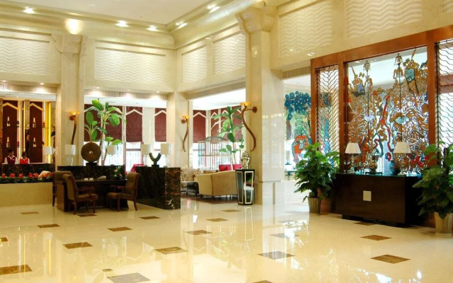 Yonghegong Hotel