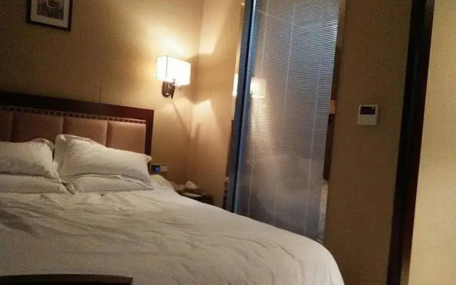 Dong Cheng Hotel