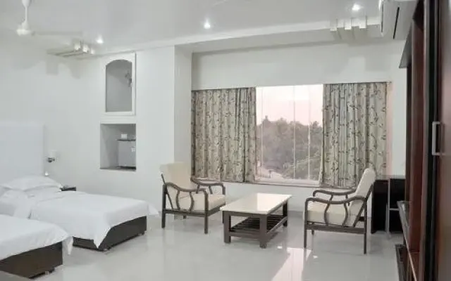 Hotel Grand Arya