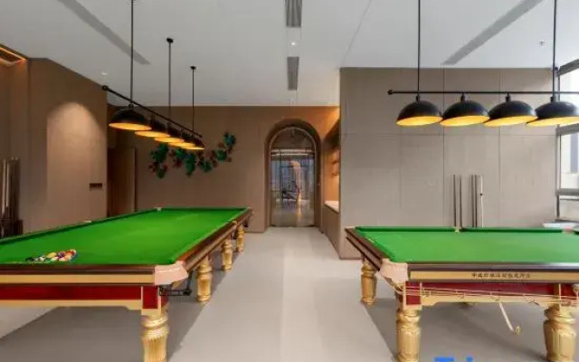 Dongfang Huayi Hotel