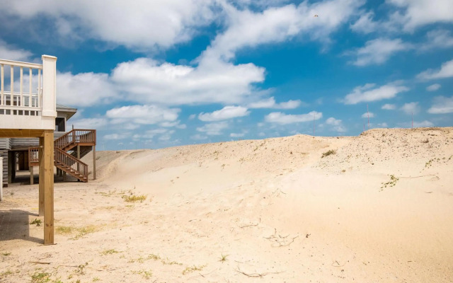 Dunes by Oak Island Accommodations