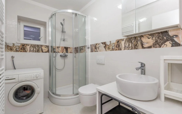 Awesome Home in Rijeka with Hot Tub & 4 Bedrooms