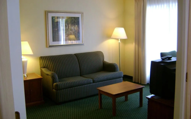 Hawthorn Suites By Wyndham