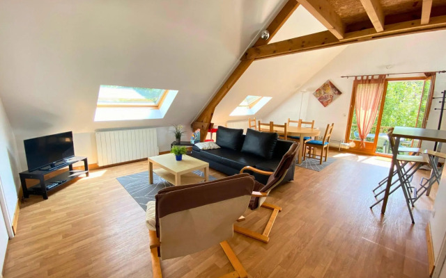 Apartment, Manneville-es-Plains