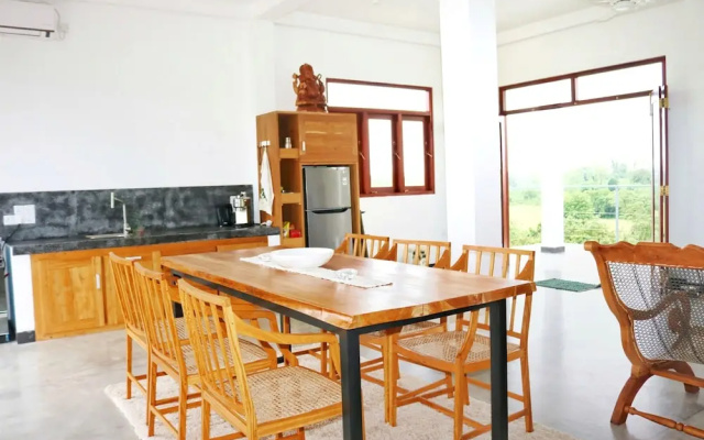Bobos Cinnamon Estate Sri Lanka
