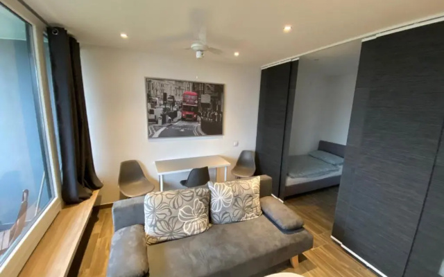 Modernes Apartment Duisburg Homberg