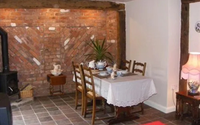 The Lodge Bed and Breakfast
