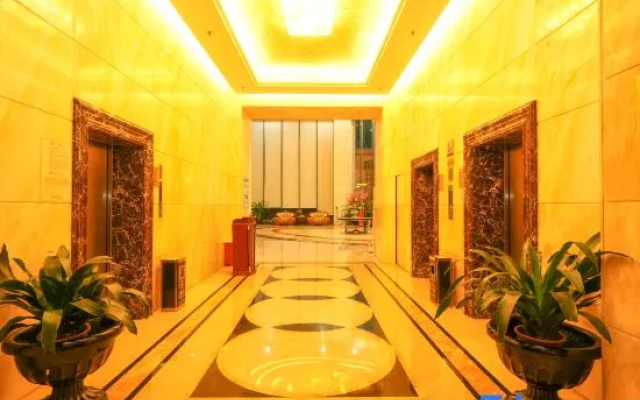 Golden Wave Hotel