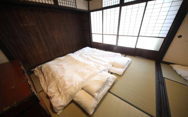 Is Jyurakutei