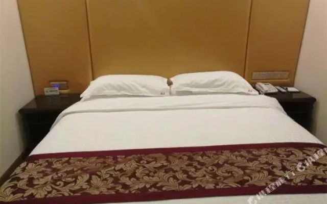 Caotang Mingyue Hotel