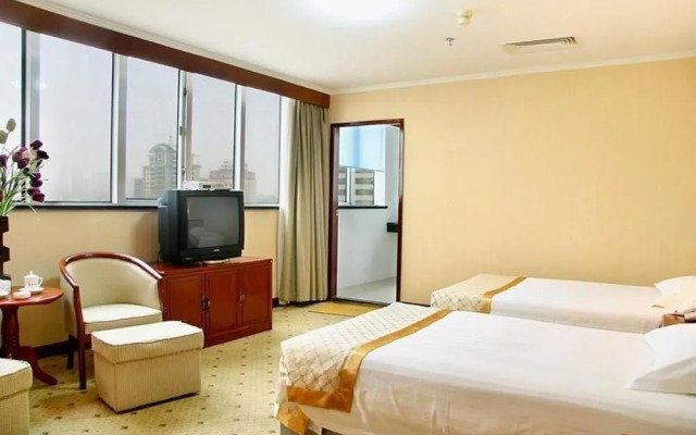 Overseas Chinese International Hotel Qingdao