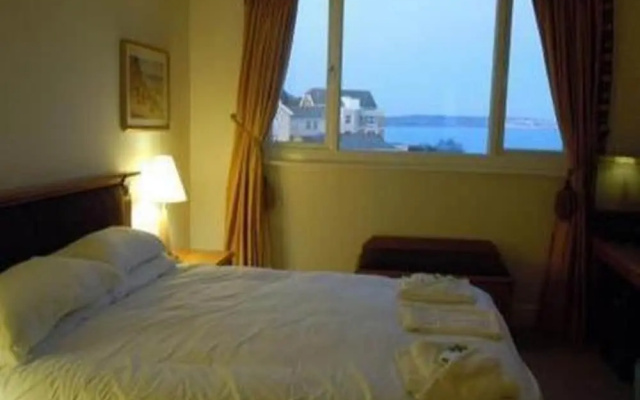 Gracellie Hotel
