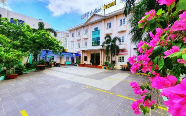 Rita Hotel