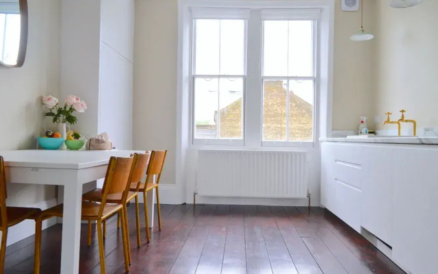 2 Bedroom Apartment in Islington London