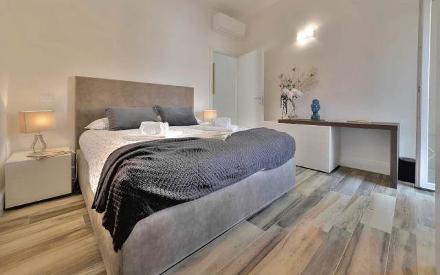 Guelfa 30 Suite with terrace in Florence