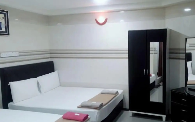 Silver Sky Hotel