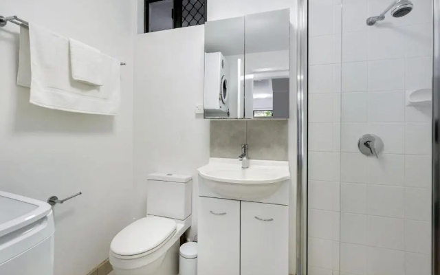 The Strand - 2BR Unit with Wifi and Beach