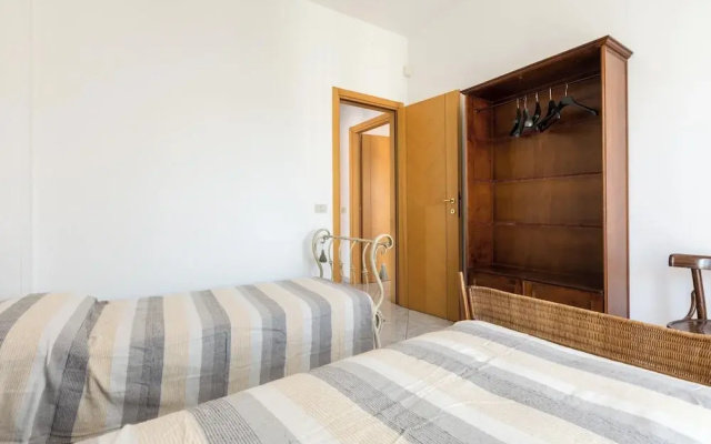 4018 Margaret House by Barbarhouse