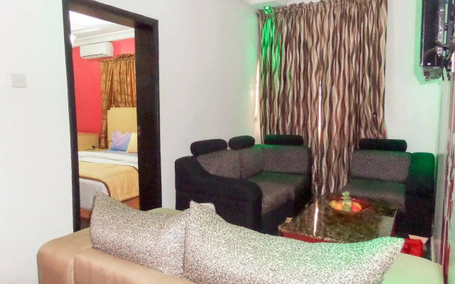 Britannia Hotel and Suites