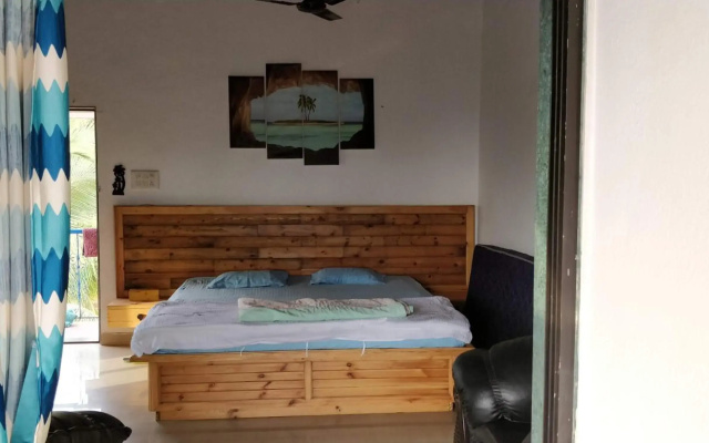 Aqua Arina Holiday Farm House