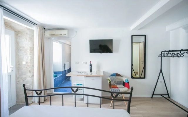 Rooms Dina