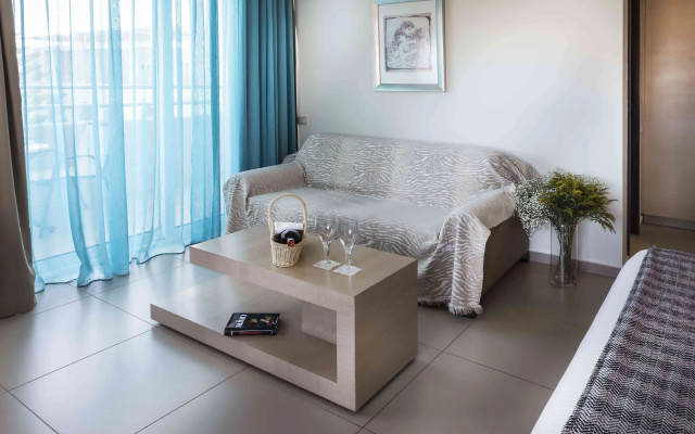 Glaros Beach Hotel
