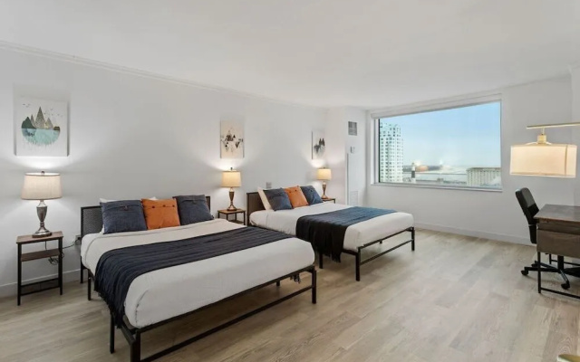 TWO Separate Spacious CozySuites on the Boardwalk