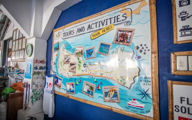 Mad Monkey Hostel Boracay