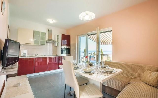 Beautiful Home in Lovran With Wifi and 2 Bedrooms