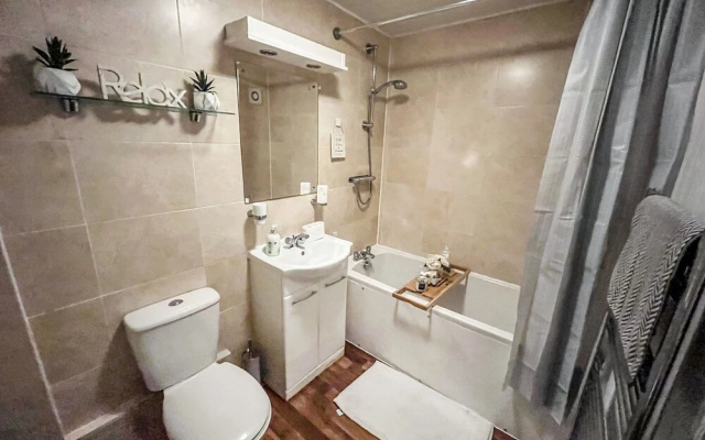 Hilton Apartment 1-bed in Inverness With Parking