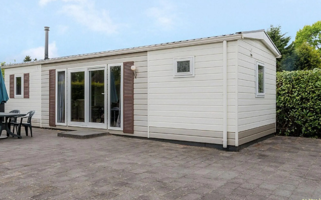 Chalet in Holiday Park With Private Terrace