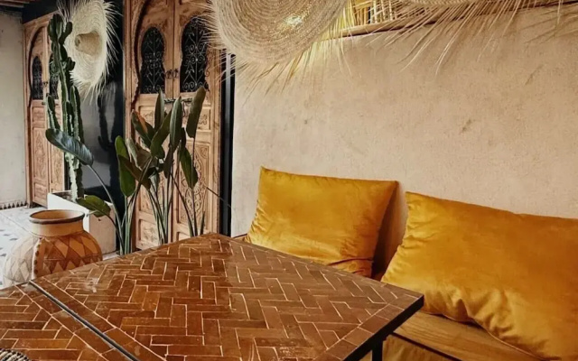 Riad Dar Lghizlane