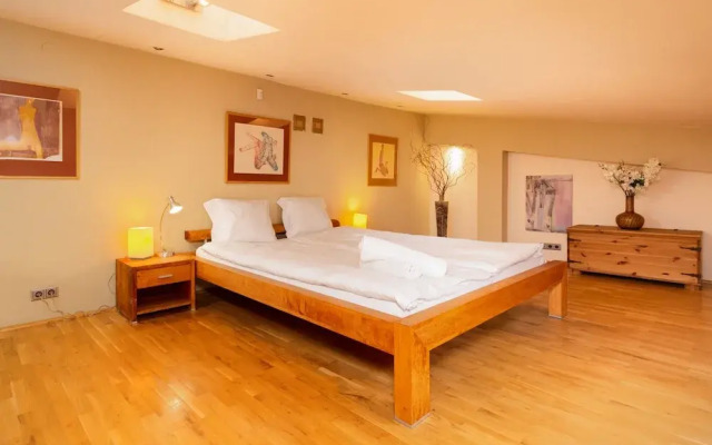 Apartment Warsaw Plac Konstytucji