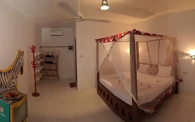 Zanzi Beach Hotel