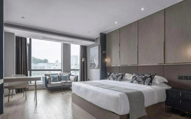 Ruige Hotel