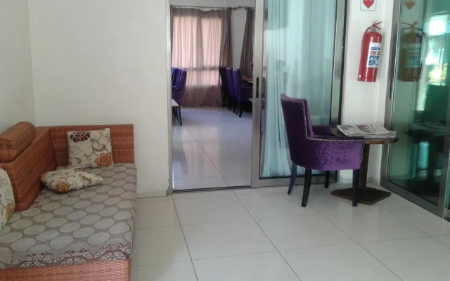 Okavango Roadside Guesthouse