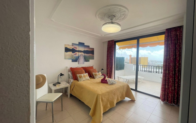 Apartment - Sleeps 4 - Jacuzzi - Terrace - Pool