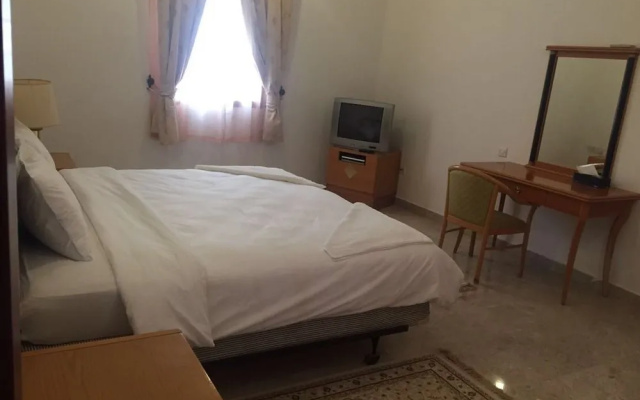 Al Hoota Rest House