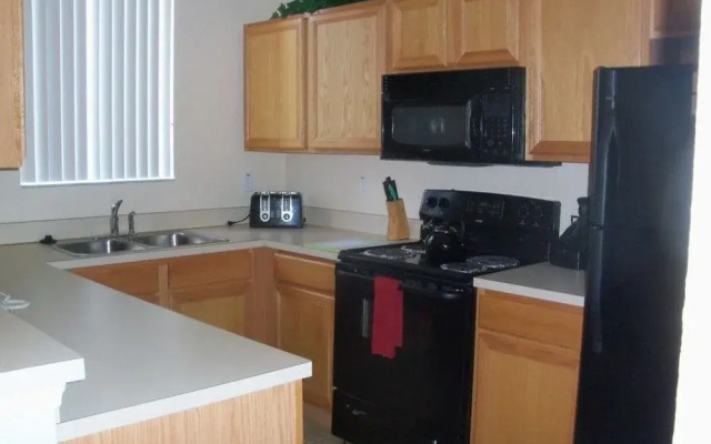 Timon's Townhome - 3 Br townhouse by RedAwning