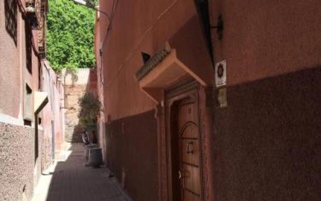 Отель Riad Majala Марокко, Марракеш - отзывы, цены и фото номеров - забронировать отель Riad Majala онлайн вид на фасад